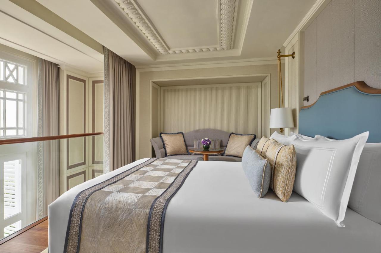 فندق ذا فولرتون سنغافورة المظهر الخارجي الصورة A bedroom at the hotel