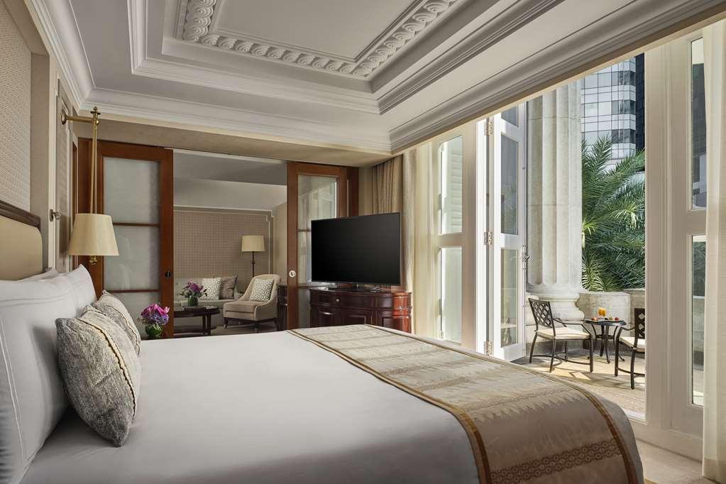 فندق ذا فولرتون سنغافورة المظهر الخارجي الصورة A bedroom at The St. Regis Mumbai
