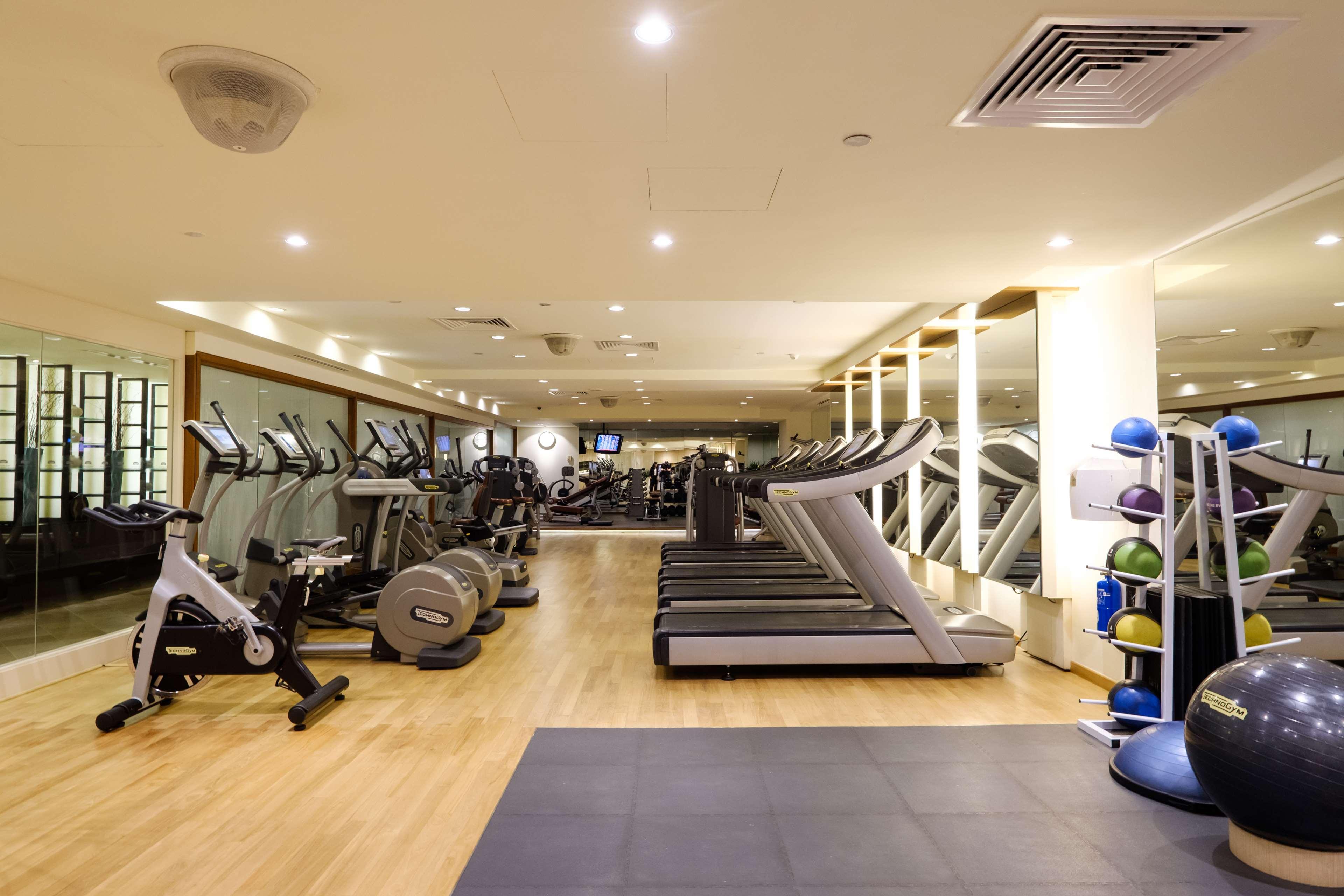 فندق ذا فولرتون سنغافورة المظهر الخارجي الصورة The gym at the InterContinental London The O2
