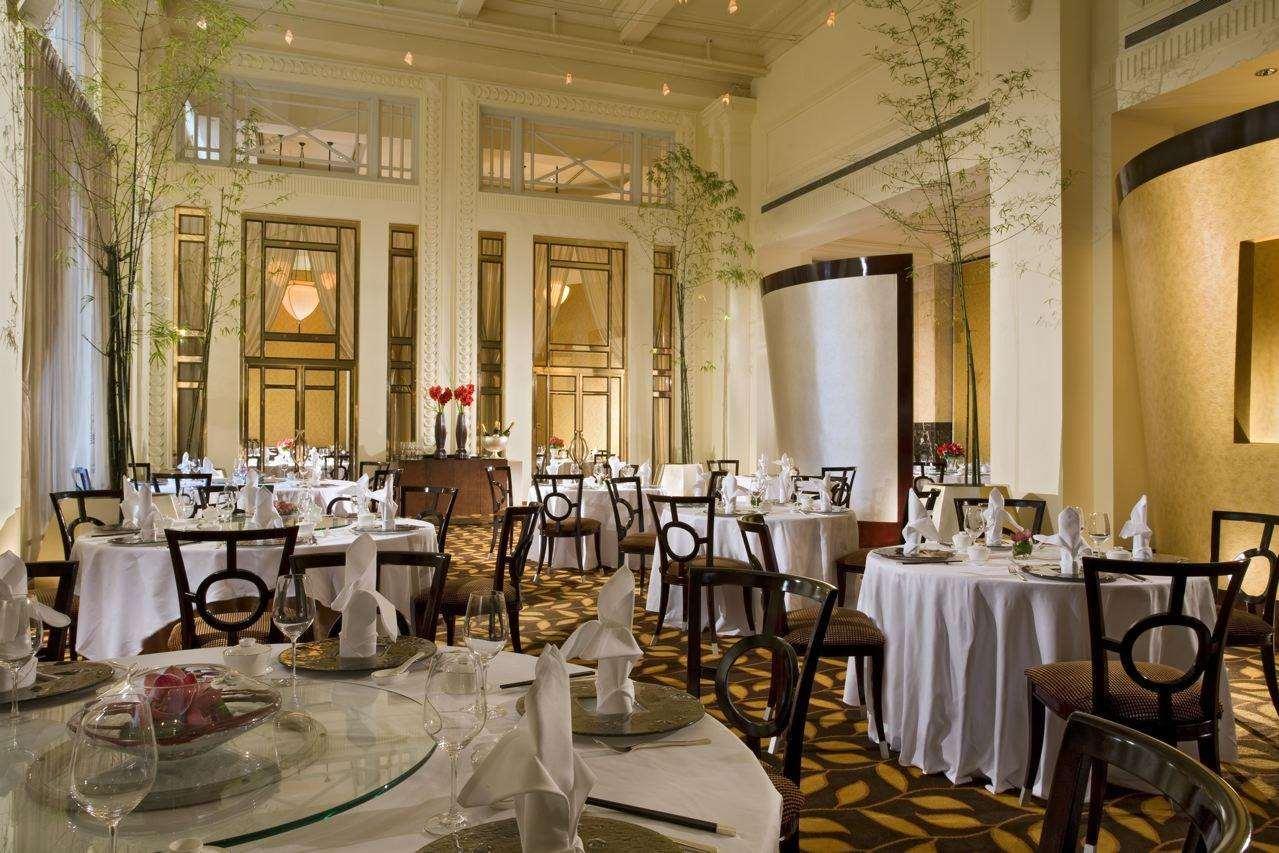 فندق ذا فولرتون سنغافورة المظهر الخارجي الصورة The interior of the restaurant