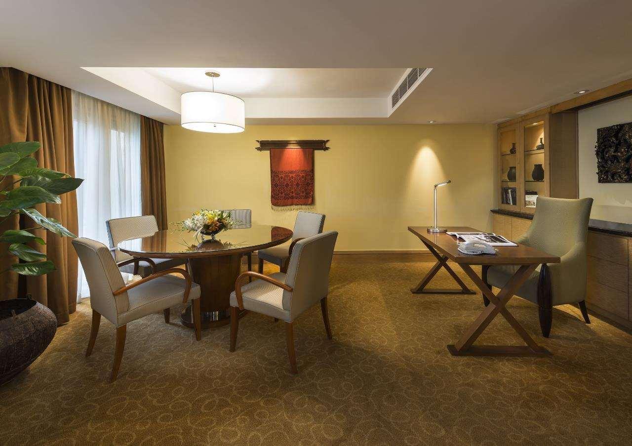 فندق ذا فولرتون سنغافورة المظهر الخارجي الصورة A suite at the hotel